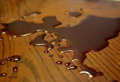 natural-floor-finish-spill-resistance