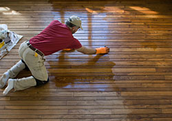 hardwood-floor-staining